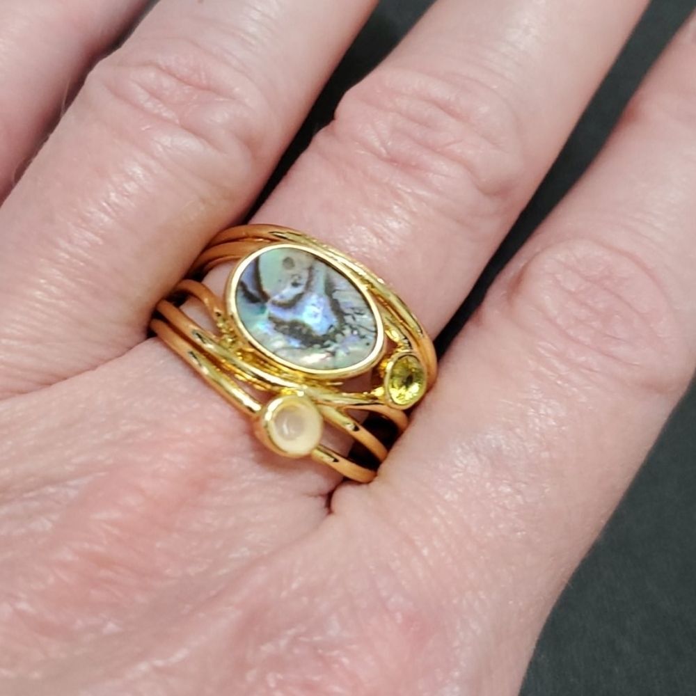 Gold tone layered looking ring almost a 9